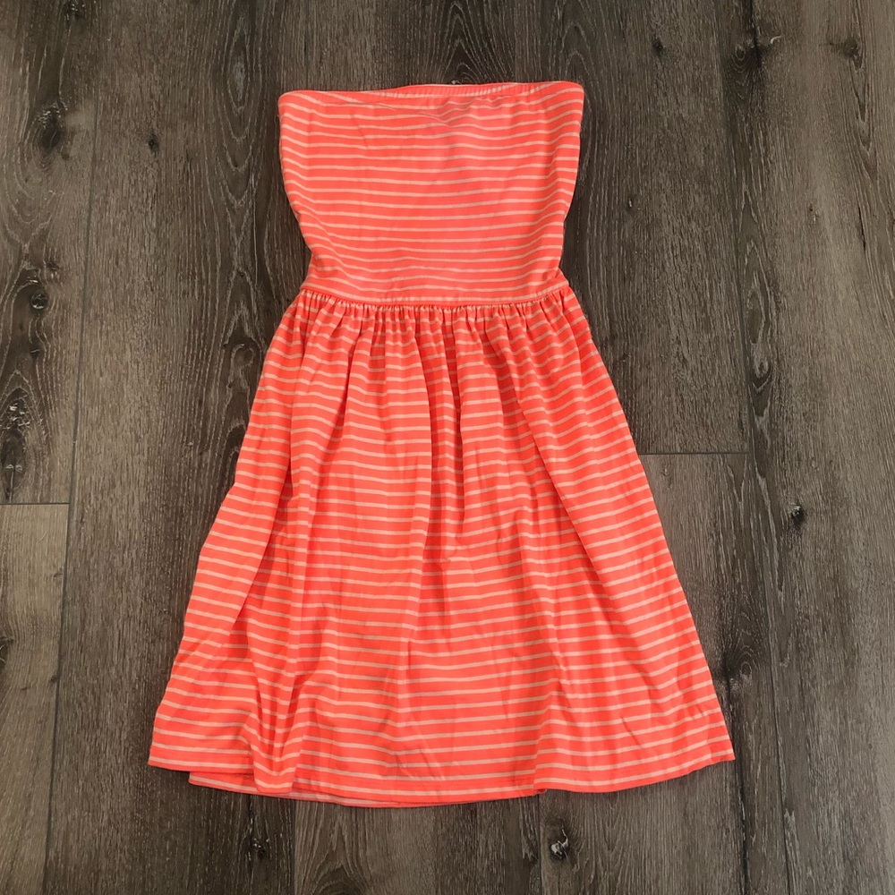NWOT Bright orange cutout back strapless dress